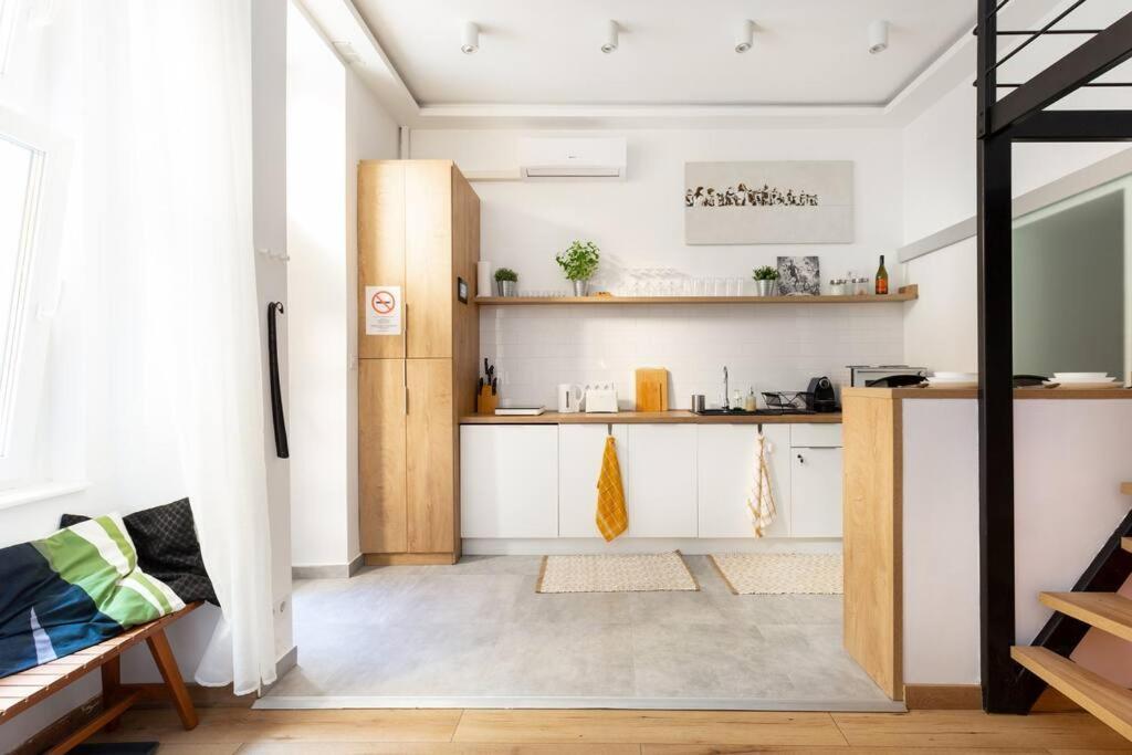 בודפשט Stylish And Smart Apartment In The Center מראה חיצוני תמונה